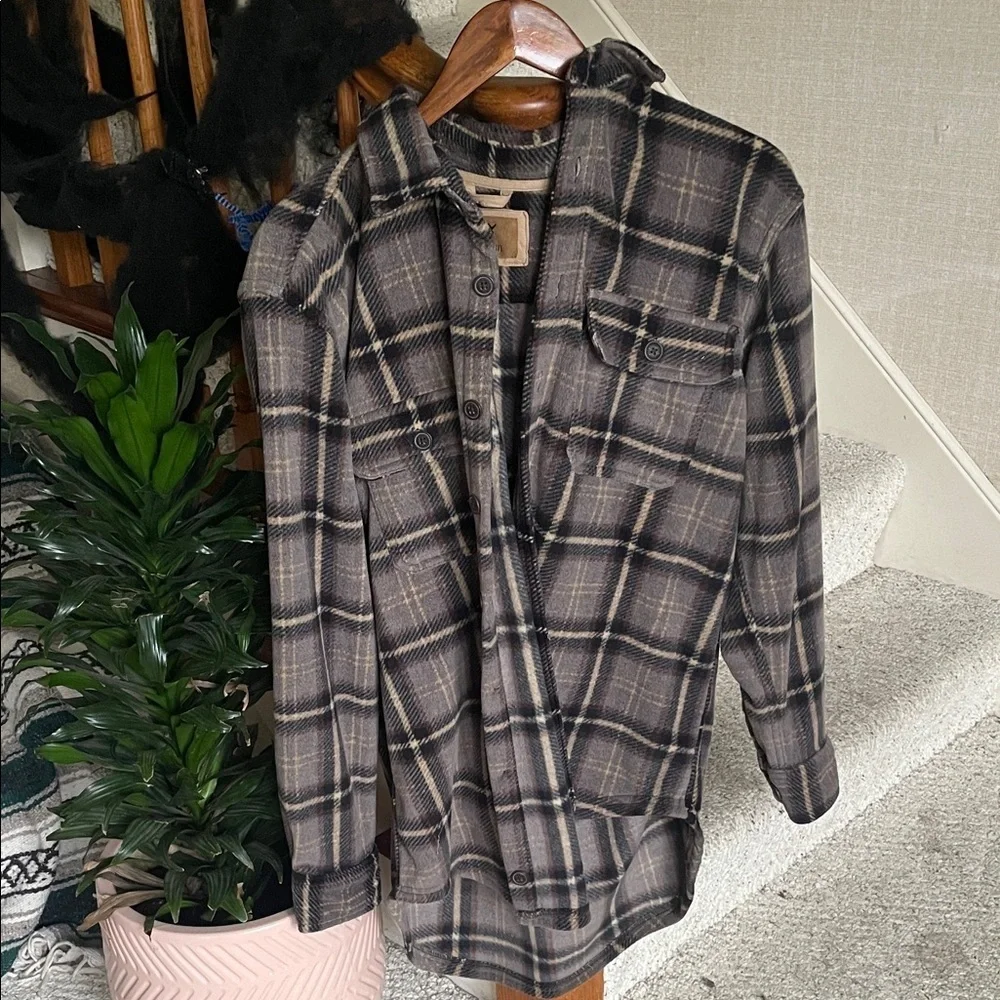 Outdoor Life Plaid Fleece Shirt Jacket in Black and Tan